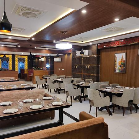 Hotel Croydon International ราวัลปินดี ภายนอก รูปภาพ