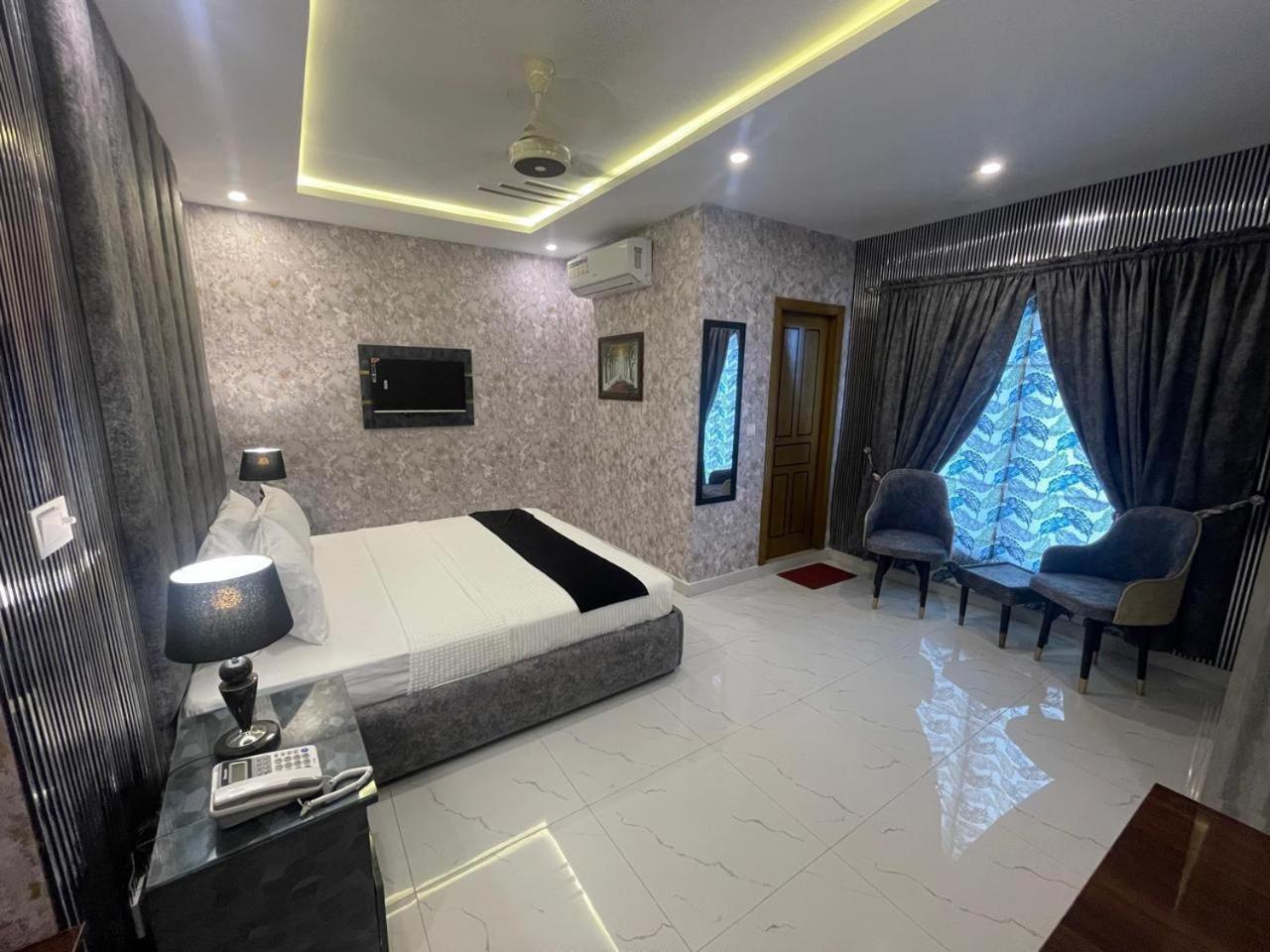 Hotel Croydon International ราวัลปินดี ภายนอก รูปภาพ